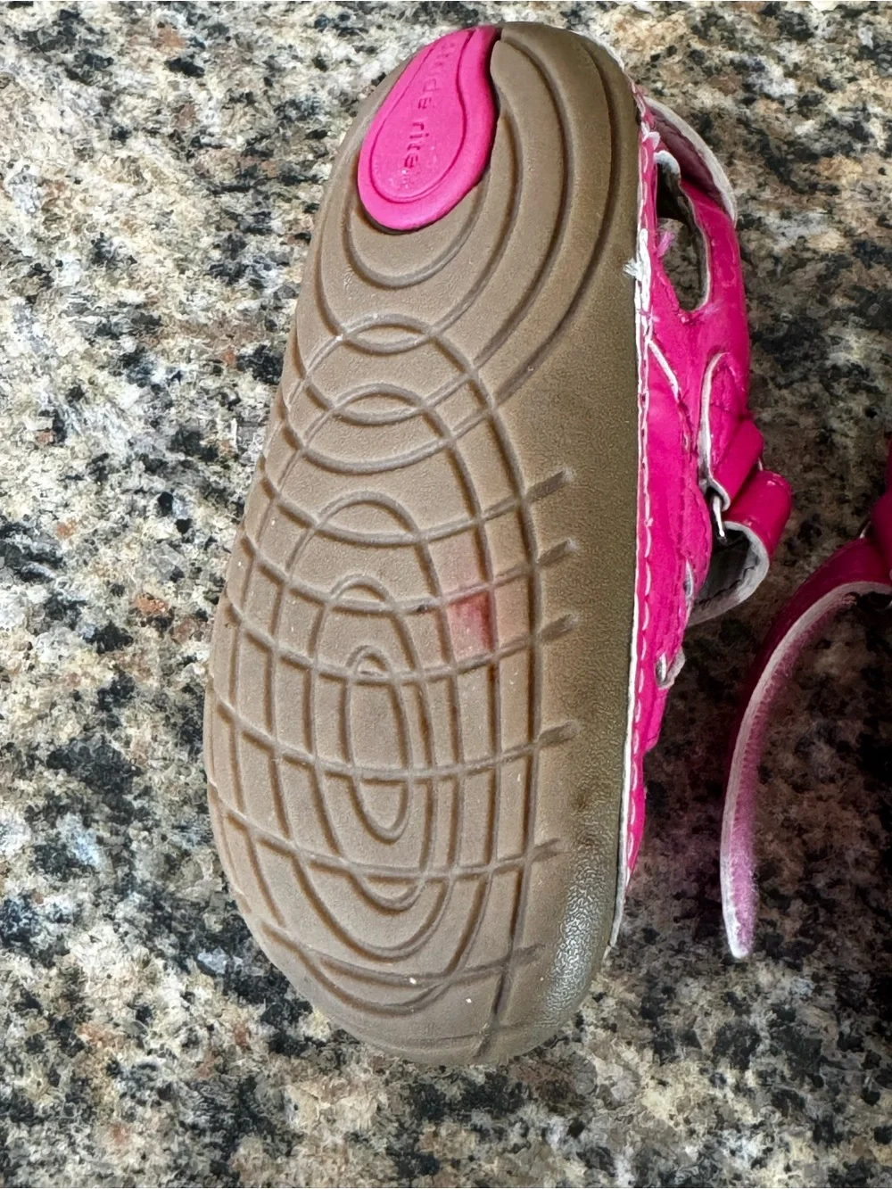 Stride Rite Soft Motion Hot Pink Fisherman Sandal Baby Girls Size 6 Leather
